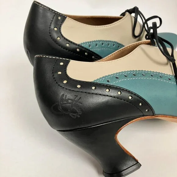 *NEVER WORN* Fluevog 2016 Wonder LYRA Mary Janes, Gray/Blue/Black, Size 9 (TTS). - Picture 6 of 16